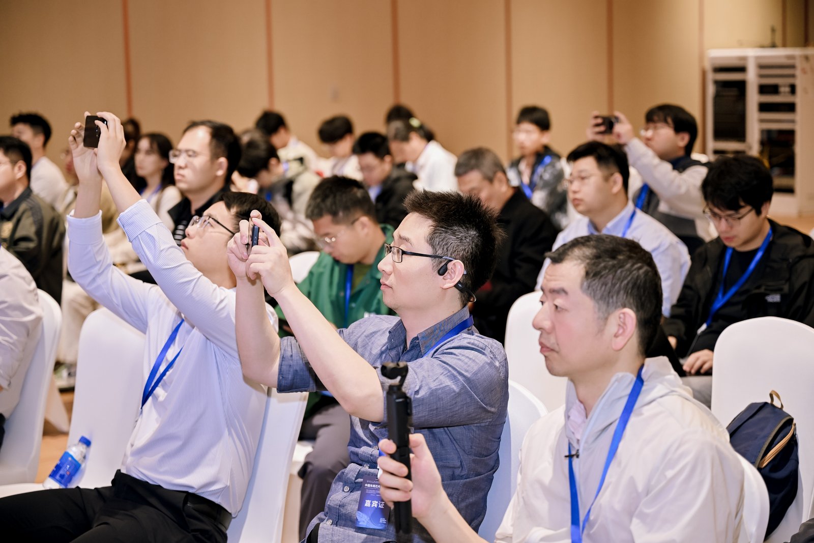 点亮未来无限可能中国车规芯片技术路演圆满落幕(图15)