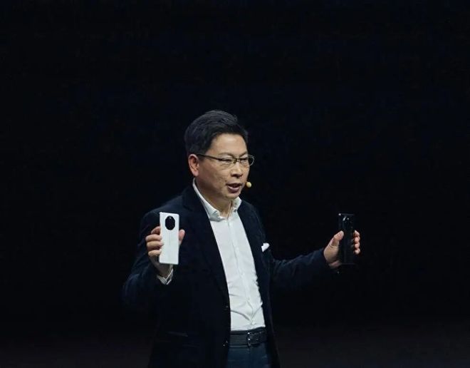 余承东：华为手机终于实现了全面回归！全是国产芯片(图2)
