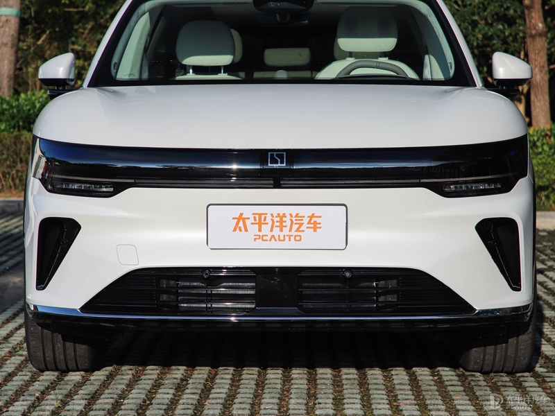 极氪7X7月全球交付突破1万辆累计交付近18万辆(图9)