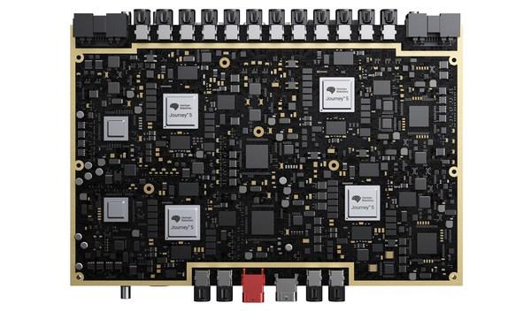 集成电路企业超700家营收增长逾三成 去年深圳集成电路产业营收超2800亿元(图1)