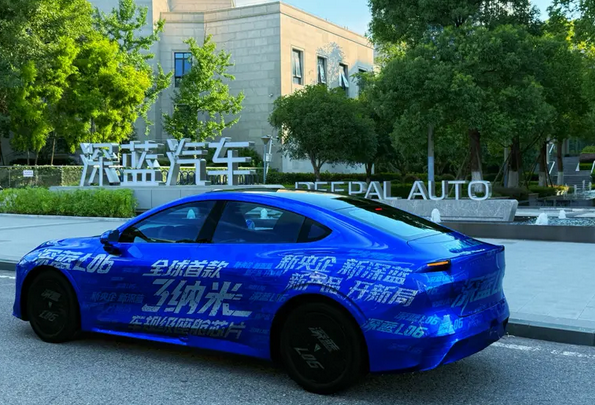 深蓝L06谍照谍照曝光：全系标配激光雷达+3nm车规级座舱芯片(图1)