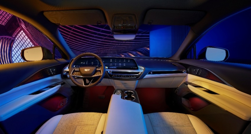 长安汽车：阿维塔当前在售所有产品均搭载了鸿蒙座舱系统为用户带来全方位的智能体验(图1)