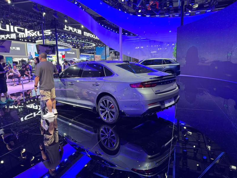 2025成都车展：新款星瑞·东方曜正式亮相(图2)