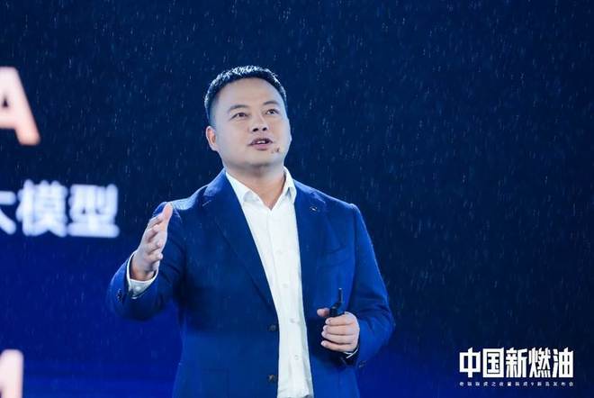 国庆限时抢鲜价1279万元起！中国新燃油 瑞虎9双旗舰上市(图5)