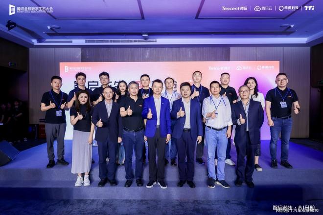 专访梧桐科技CEO曹斌：争做AI座舱落地的排头兵(图2)