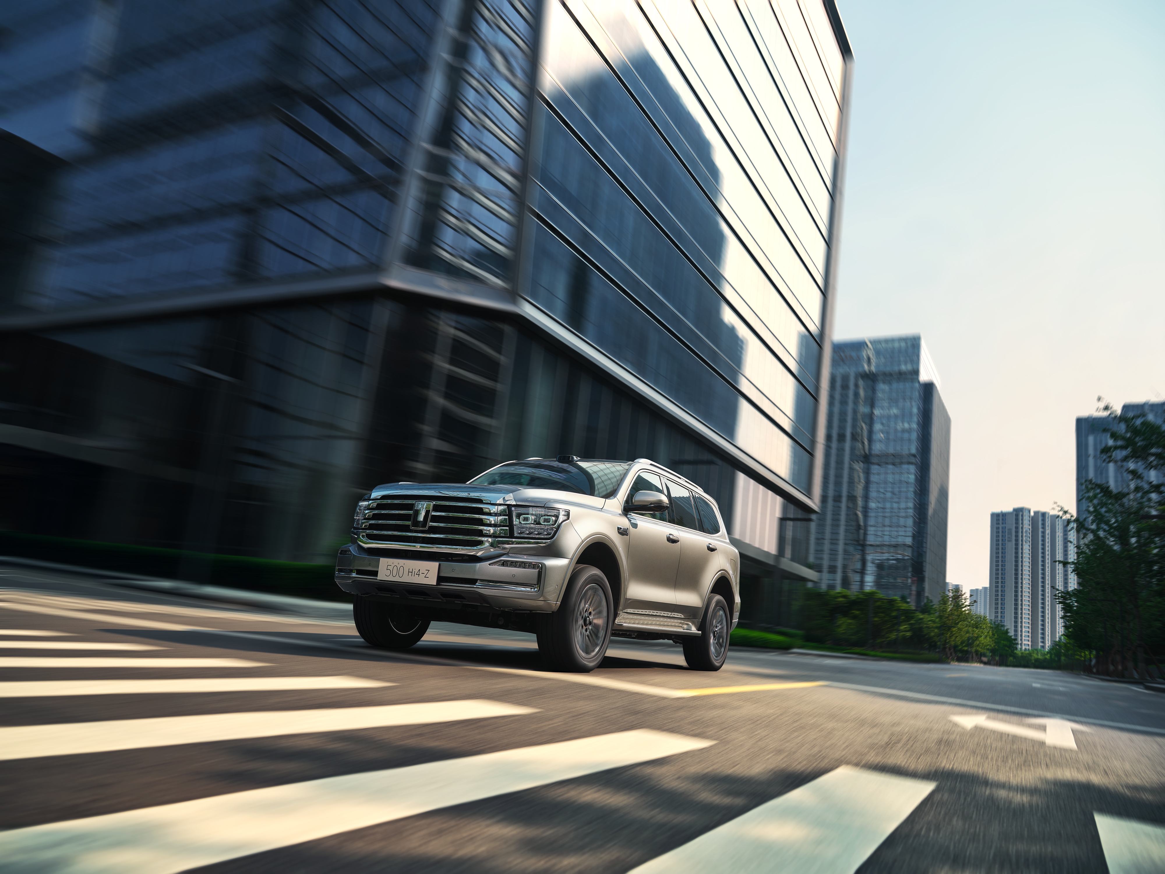 单月销量7086辆！全新坦克500重塑豪华越野格局(图2)