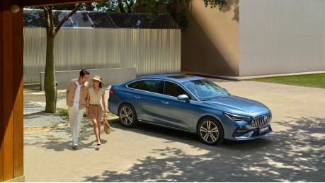 吉利银河星耀6全球上市(图1)