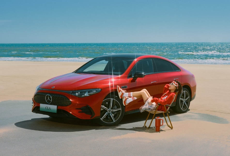 面对“双重困局”BBA正在重新定义电动时代真正的豪华(图5)