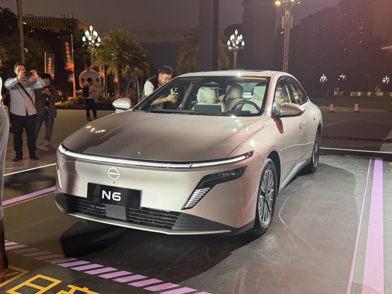 限时权益价919万元起 东风日产首款插混轿车N6上市(图3)