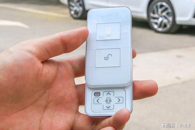 不仅车卖得好？比亚迪这些年还推出了多少黑科技？(图3)