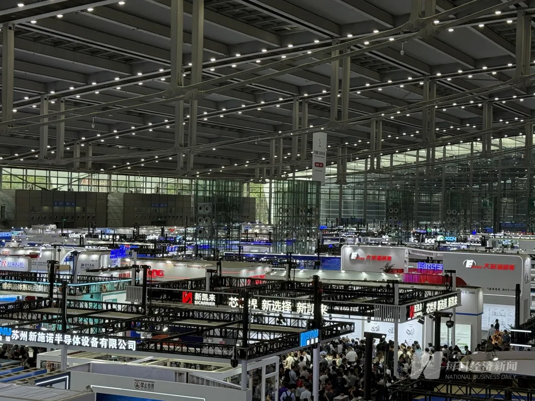 “我们特地赶早来的你们的光刻机在哪里？”深圳一家成立才几年的公司今天爆火！(图3)