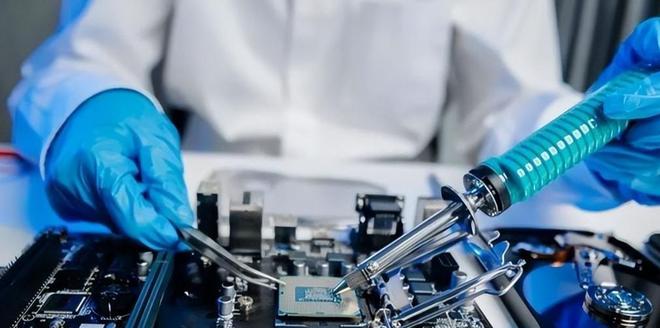 美国专家也看不懂！中国为何又把顶尖材料给干成“白菜价”了？(图4)