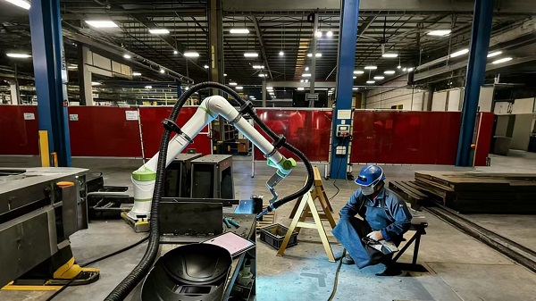 不止是协作机器人：这家企业的“具身智能”野心与车规级底气(图5)