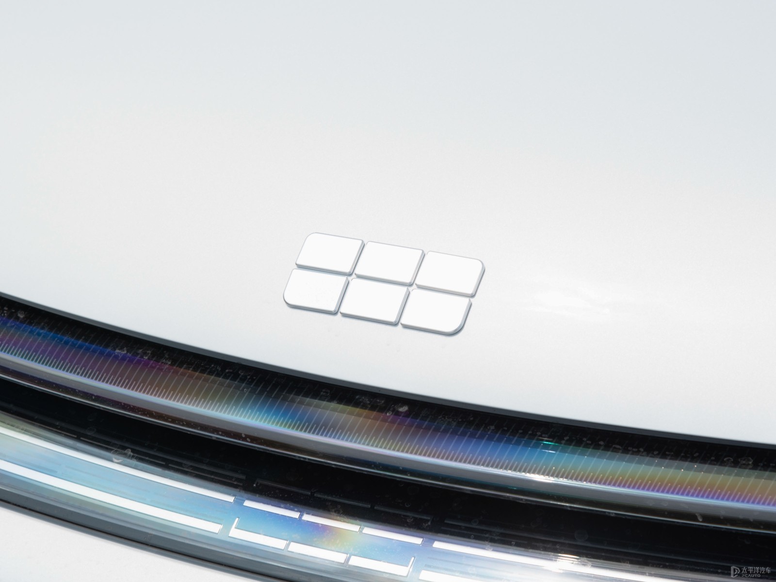 吉利与TCL深化战略协作 共同推进智能座舱与AI显示技术创新(图2)